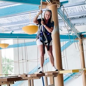 Meet your Posher, Robyn